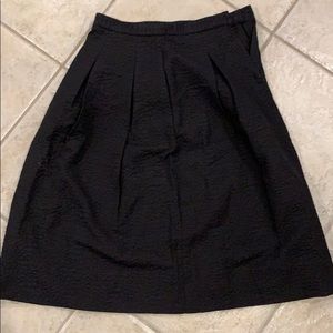Beautiful textured knee length H&M skirt